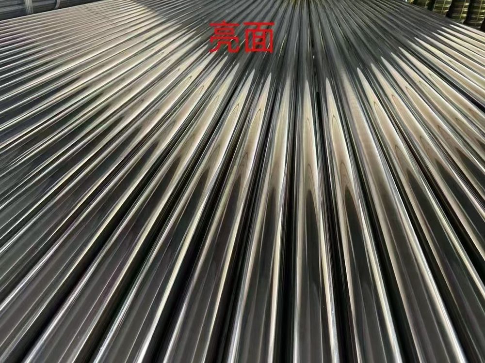 无锡顺康旺贸易有限公司 201装饰管送货案例 现场实拍
